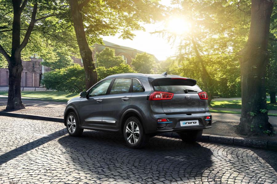 Kia e-Niro 2018 года  (WW) (фото 7 из 41)
